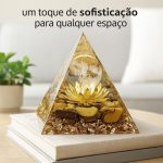 Pirâmide Decorativa em Resina — imagem 3